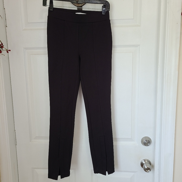 Elizabeth and James Woman's Super Skinny Pants, Size: XS Color: Black - Picture 1 of 16